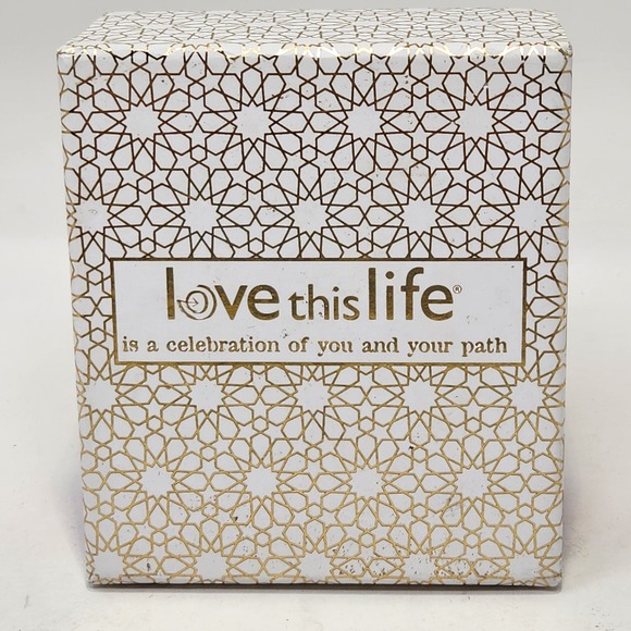 Love This Life Mother Daughter Butterfly Charm Chain Necklace Silver Plated New - Picture 4 of 4